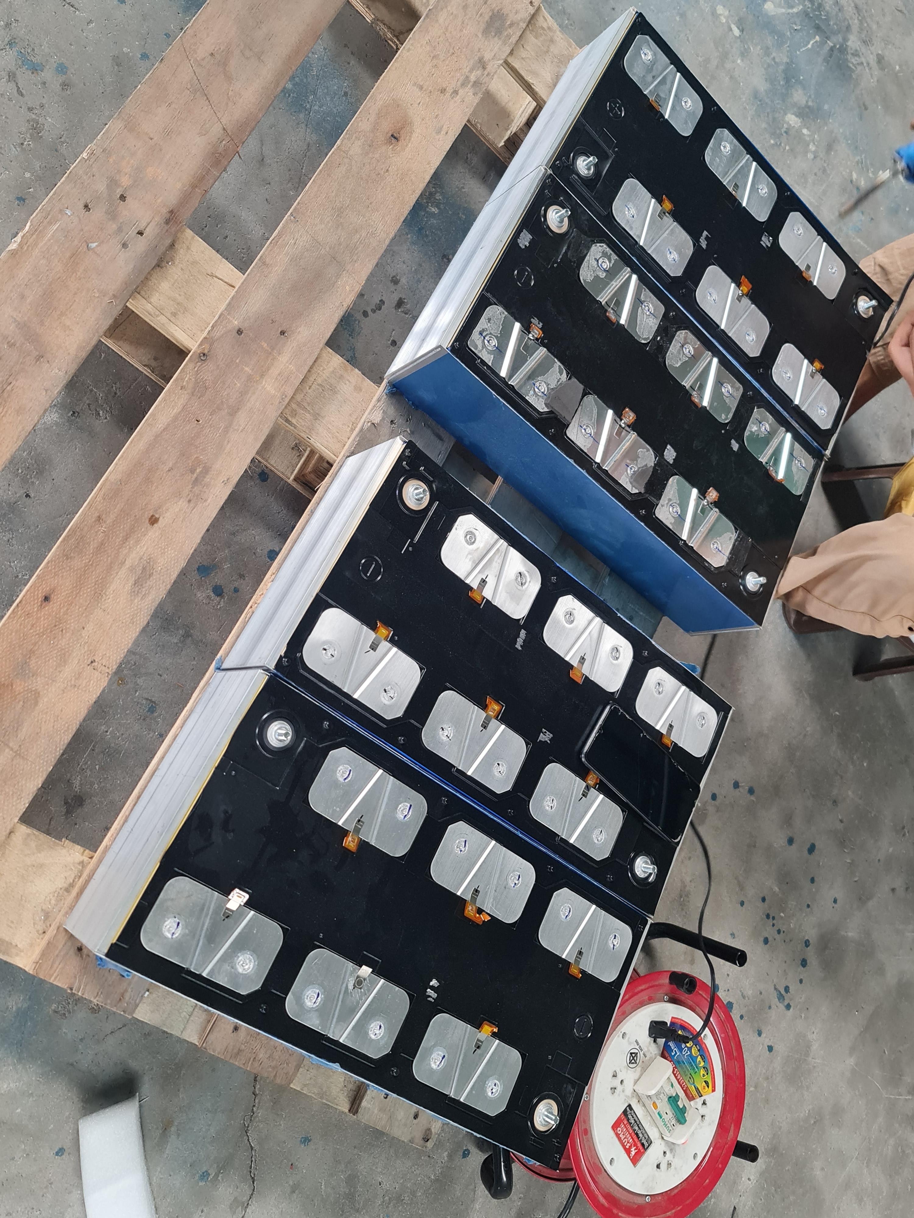 แบตเตอรี่ลิเธียม NMC 3.7v 288Ah จากรถ NIO