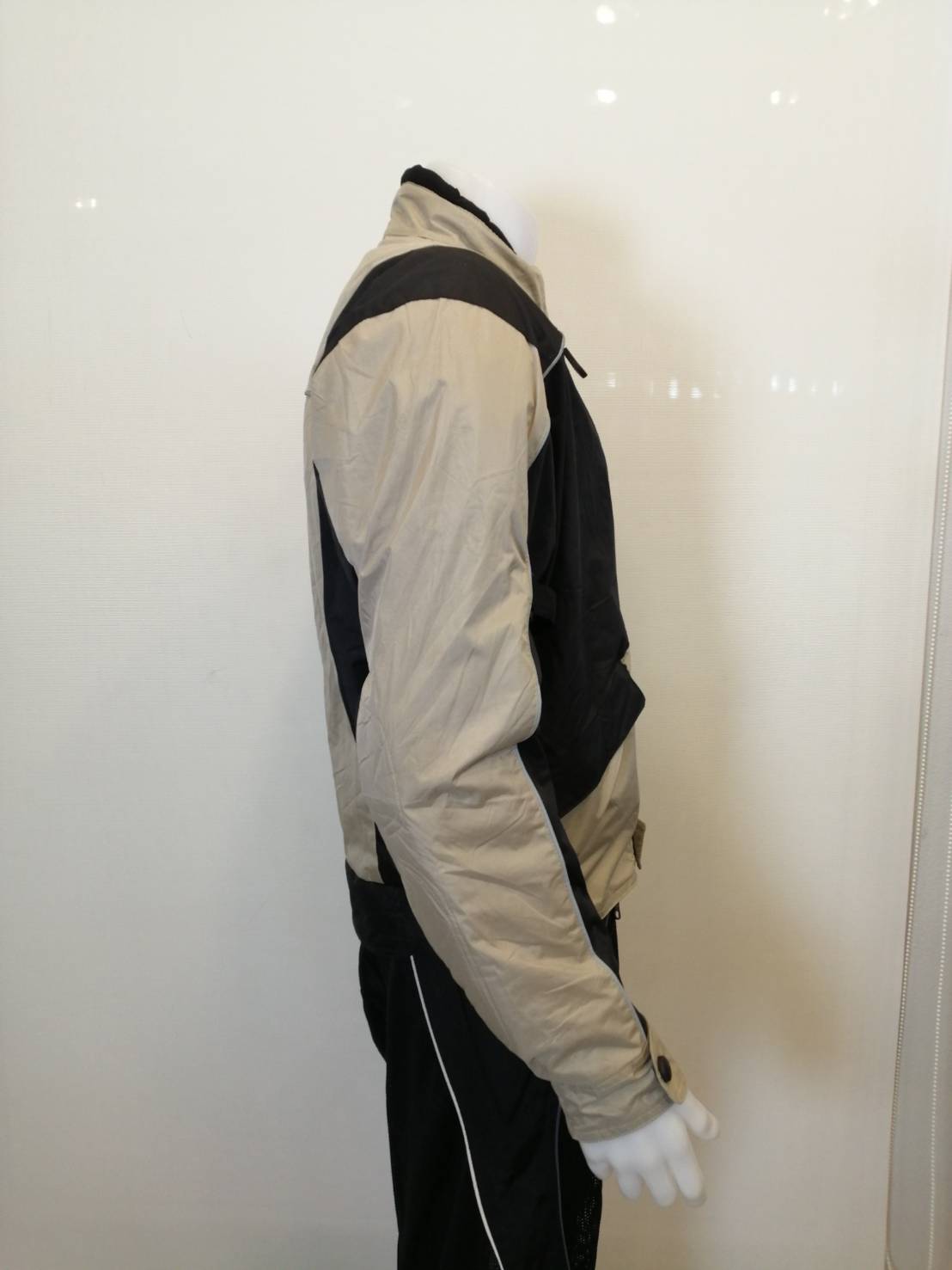 เสื้อขี่มอเตอร์ไซด์( มือสอง) RCS 189 อก 50" ยาว 25" ยี่ห้อ Xplorer