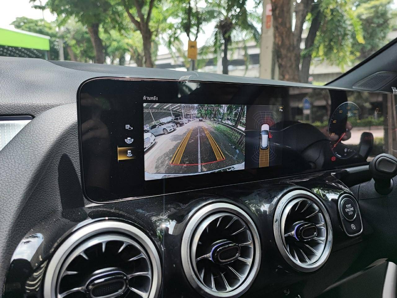 MERCEDES BENZ GLA 200 Progressive ปี2022