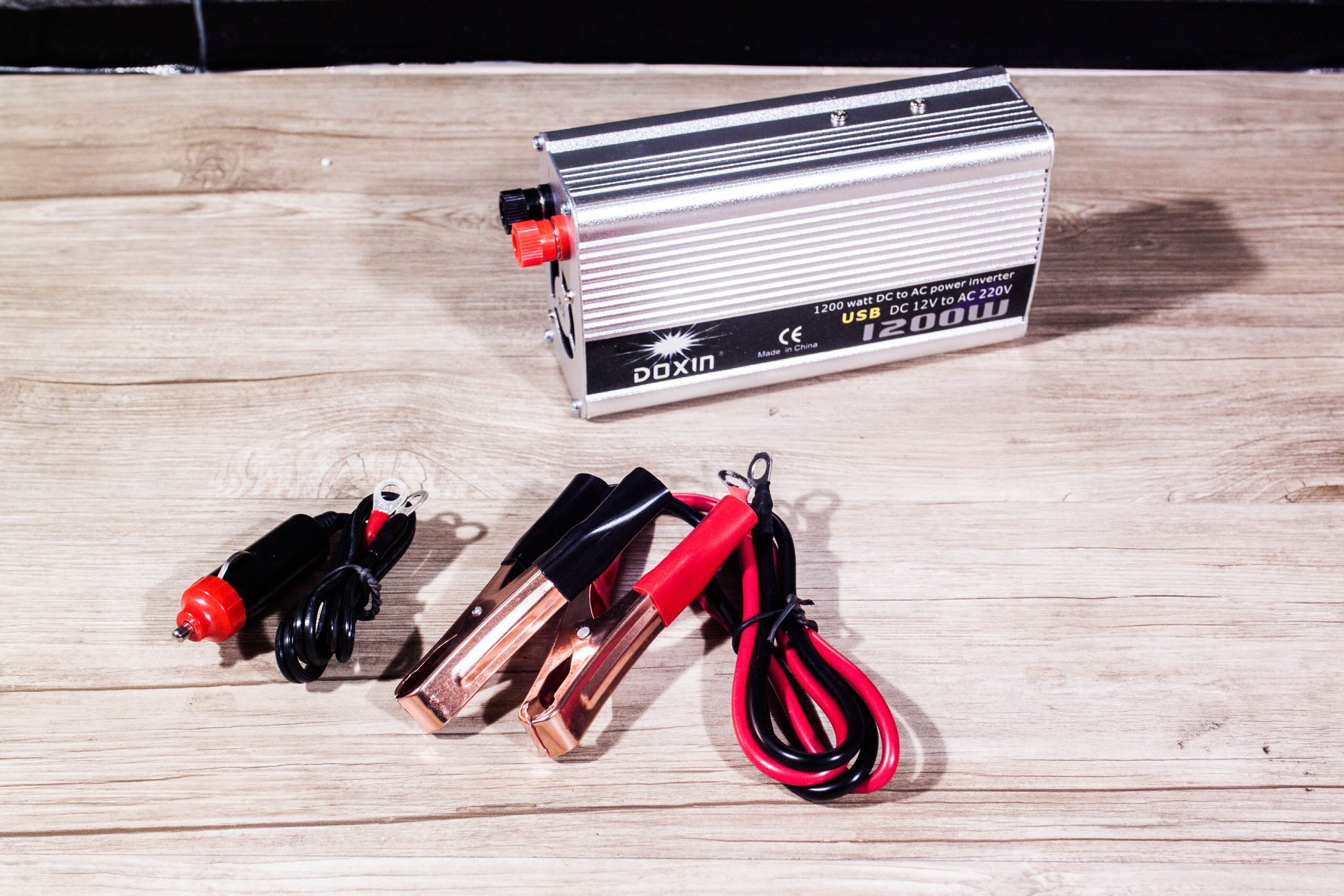 MARCH ตัวแปลงไฟจากแบตเตอรี่รถยนต์เป็นไฟบ้าน 12V to 1200w