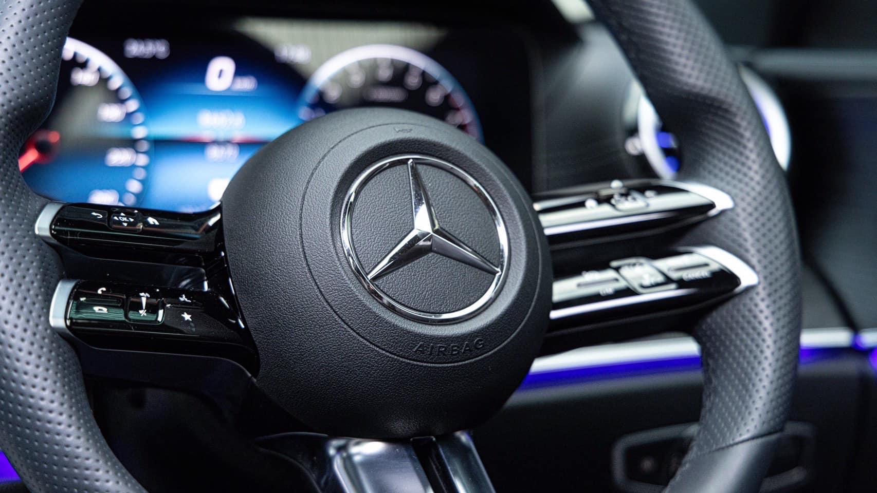 Mercedes-Benz E300e AMG Dynamic ปี 2021