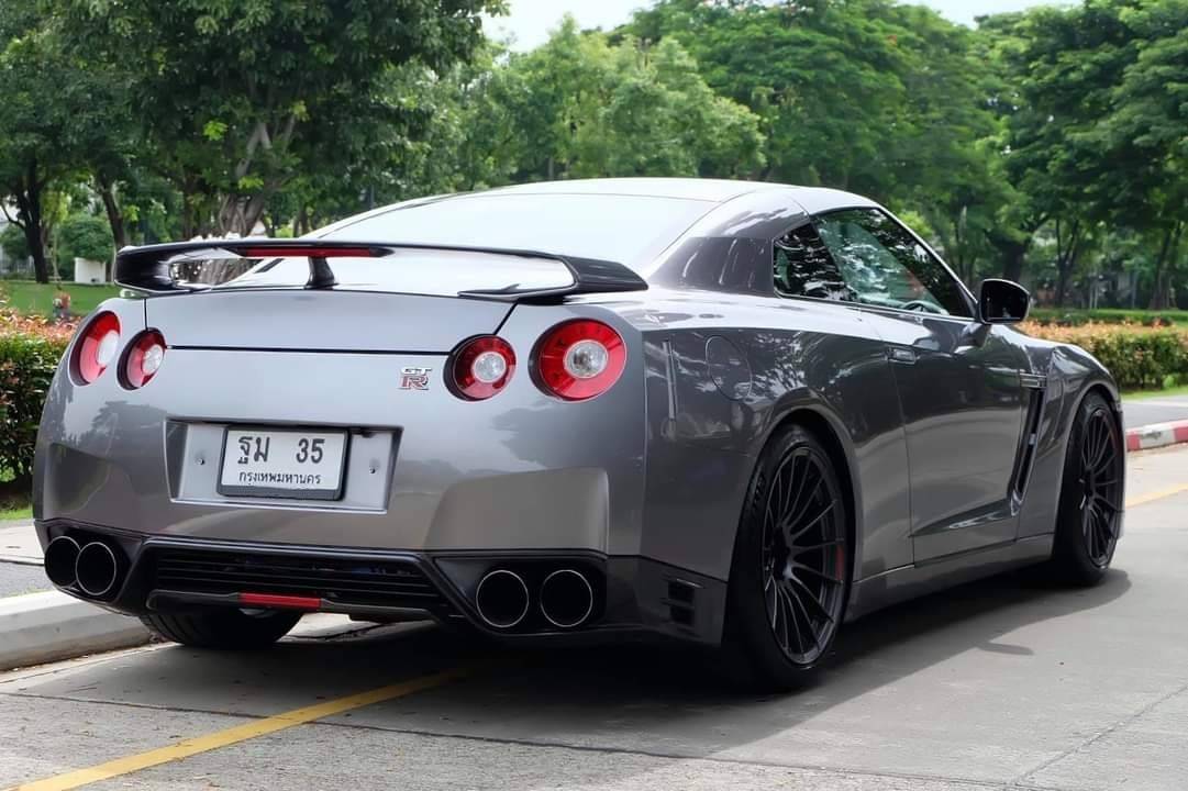 Nissan R35 GTR UK-Spec Minorchange ปี 2011