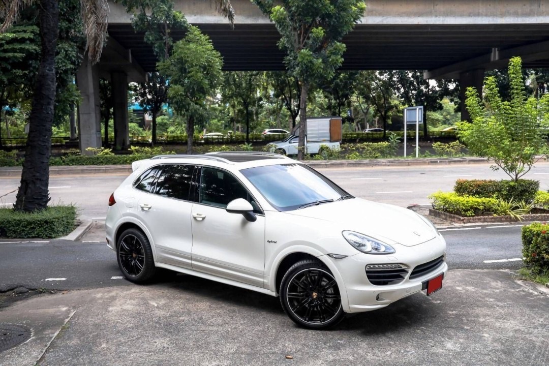 Porsche Cayenne S Hybrid 3.0V6 ZDL ปี2013
