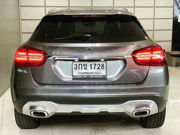 Mercedes Benz GLA200 URBAN ปี 2018