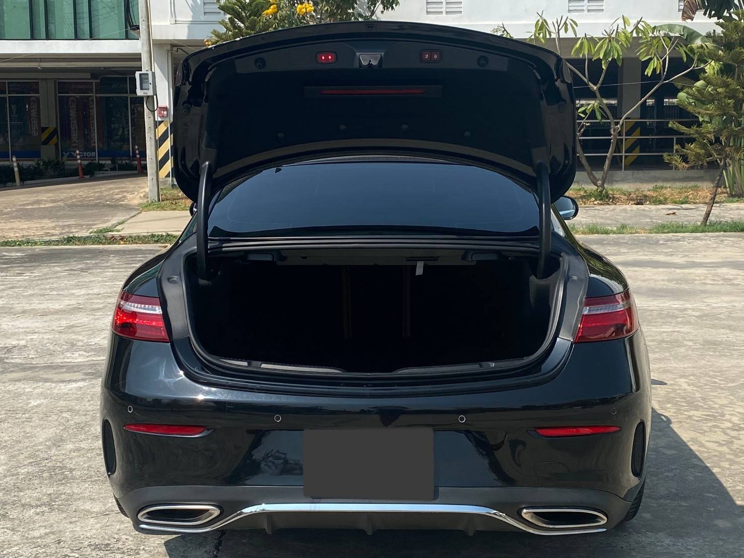 Mercedes Benz E300 Coupe AMG ปี 2018