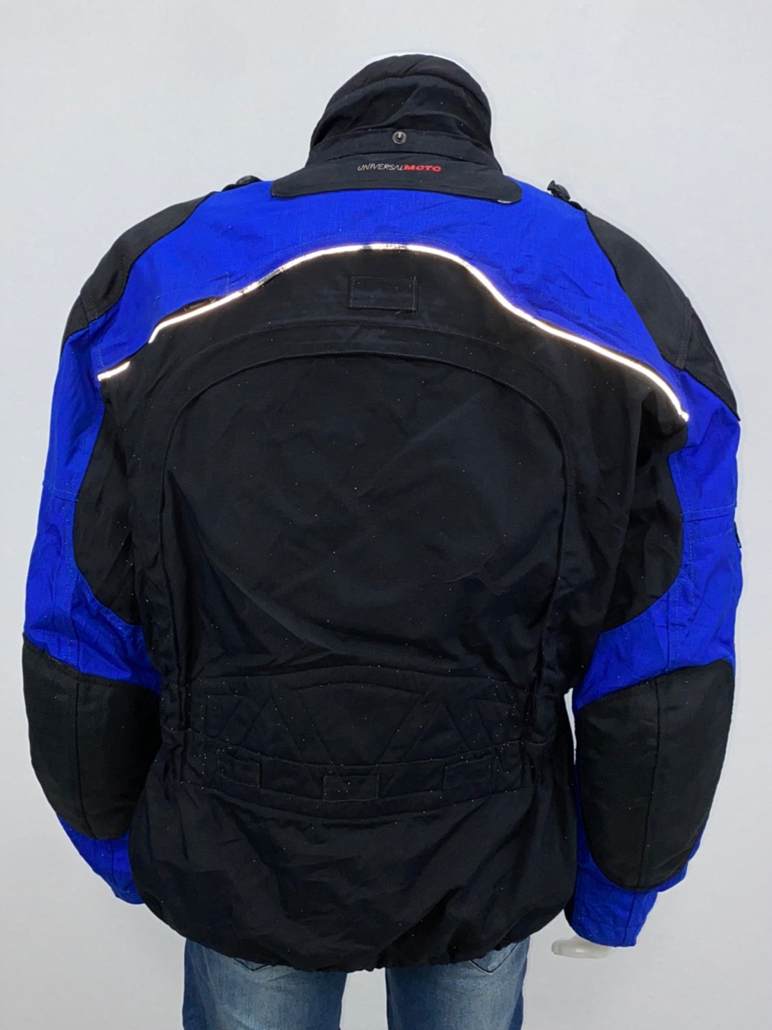 เสื้อขี่มอเตอร์ไซด์( มือสอง) RCTA 055 อก 50" ยาว 28" ยี่ห้อ**UNWERSAL**