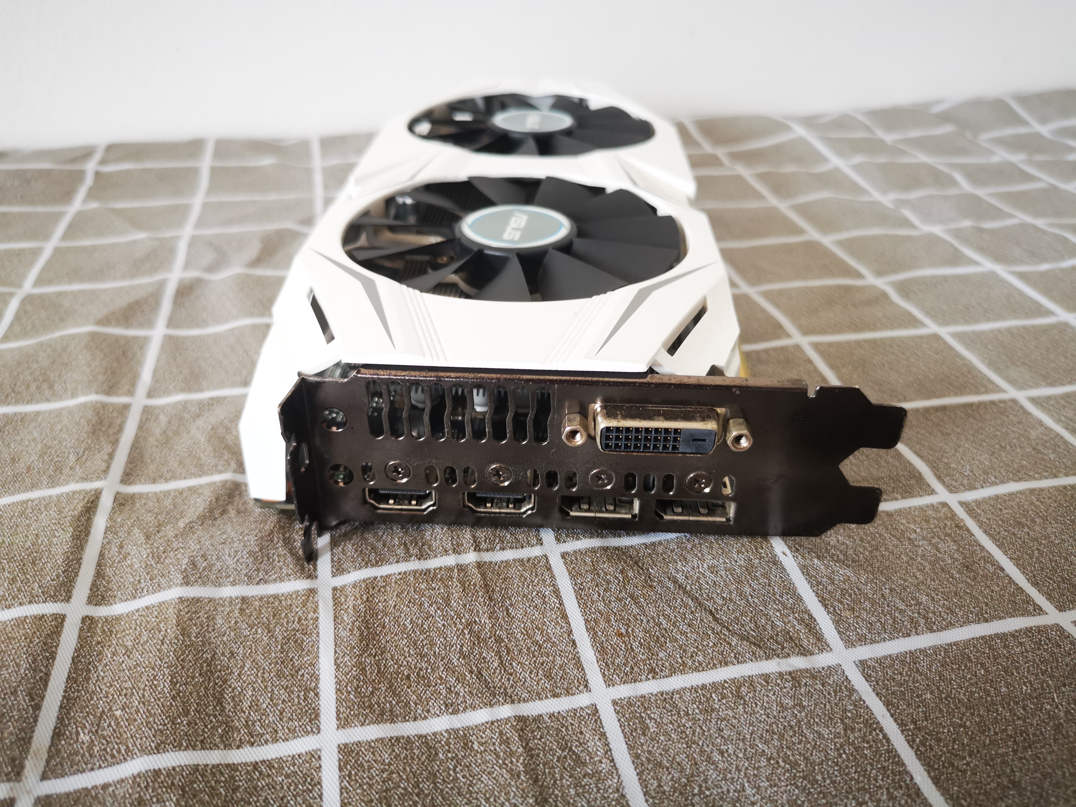 Asus GTX 1060 6GB Dual