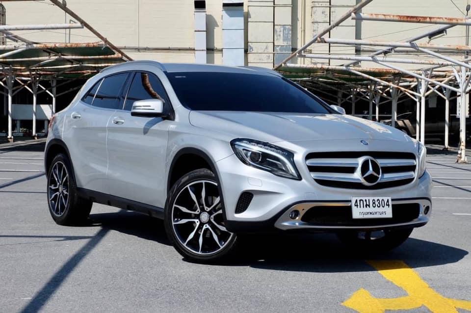 Mercedes-Benz GLA200 Urban ปี 2015