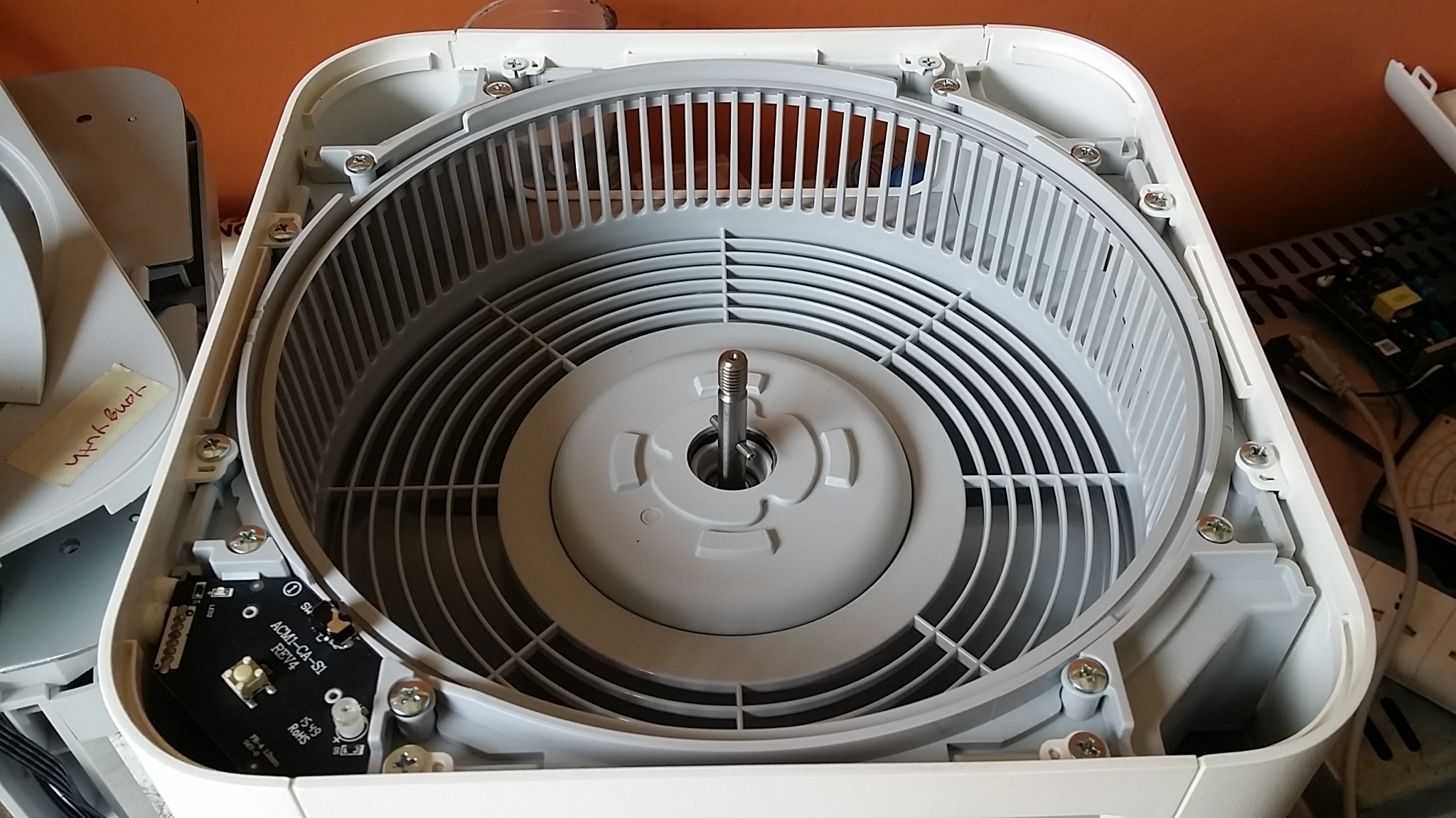 ซ่อมเครื่องฟอกอากาศ ยี่ห้อ XIAOMI รุ่น MI Air Purifier อาการเครื่องไม่ทำงาน