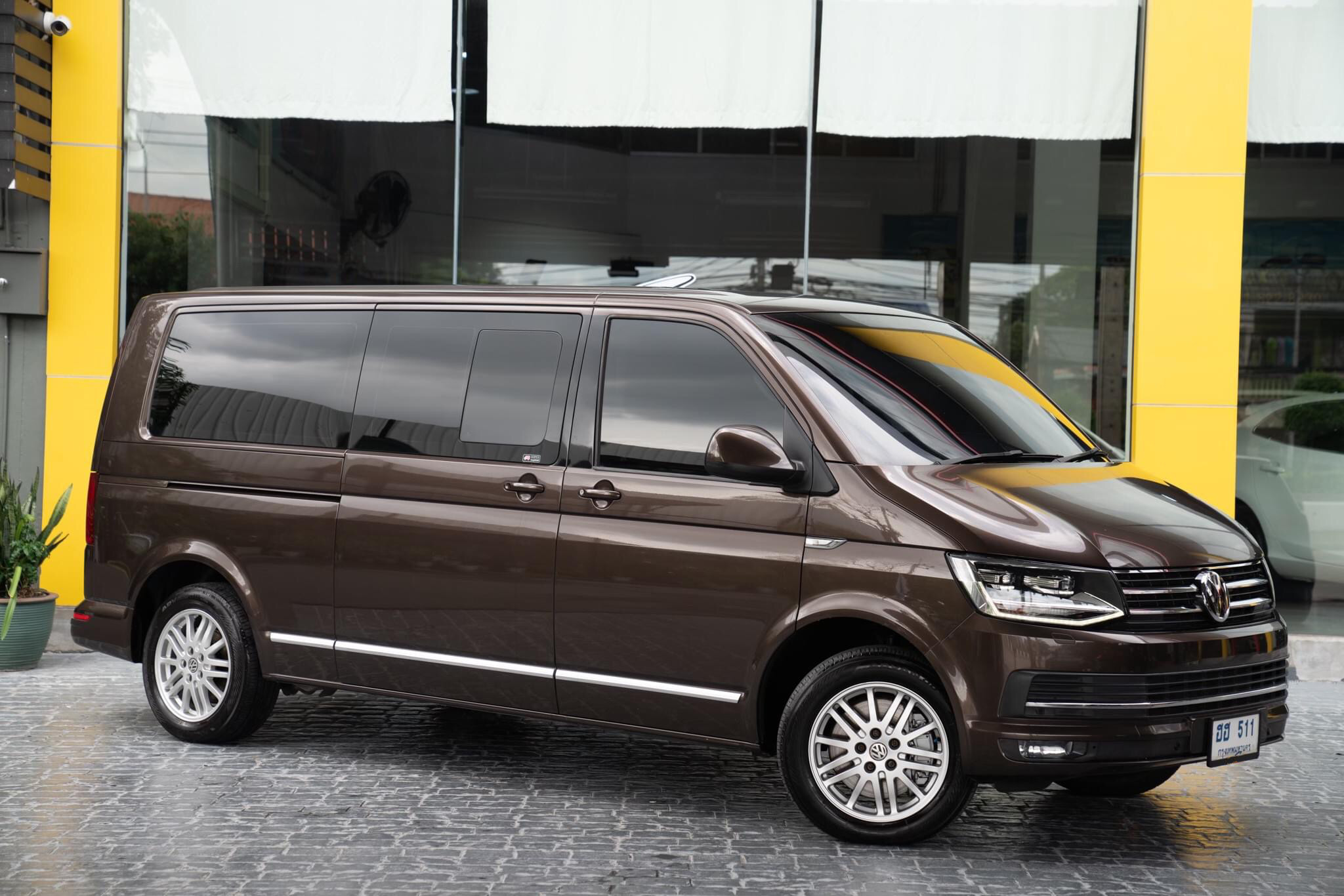 Volkswagen Caravelle 2.0 TDI T6 ปี 2019