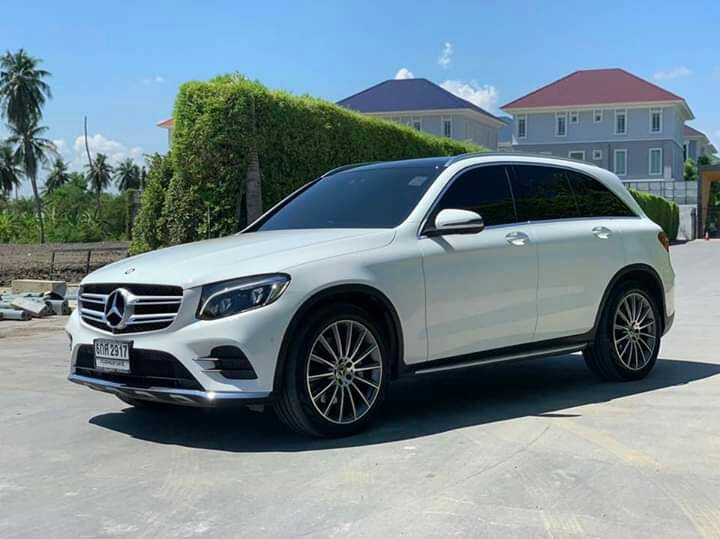Benz GLC 250d AMG ปี2017