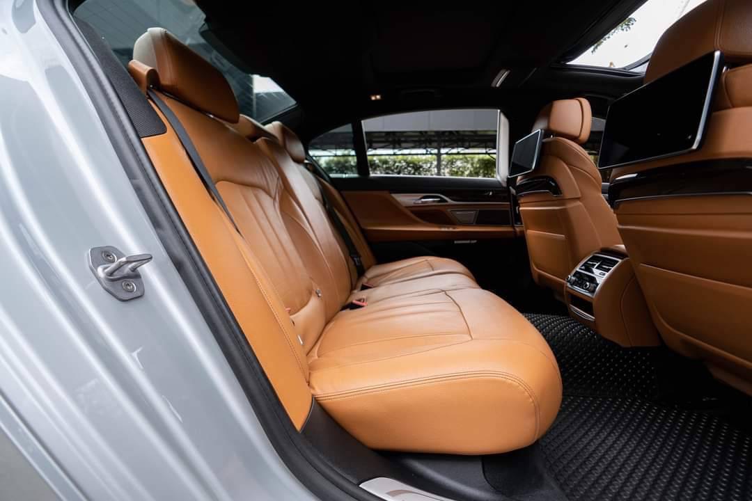 BMW 740Li Pure Excellence (G12) ปี 2016