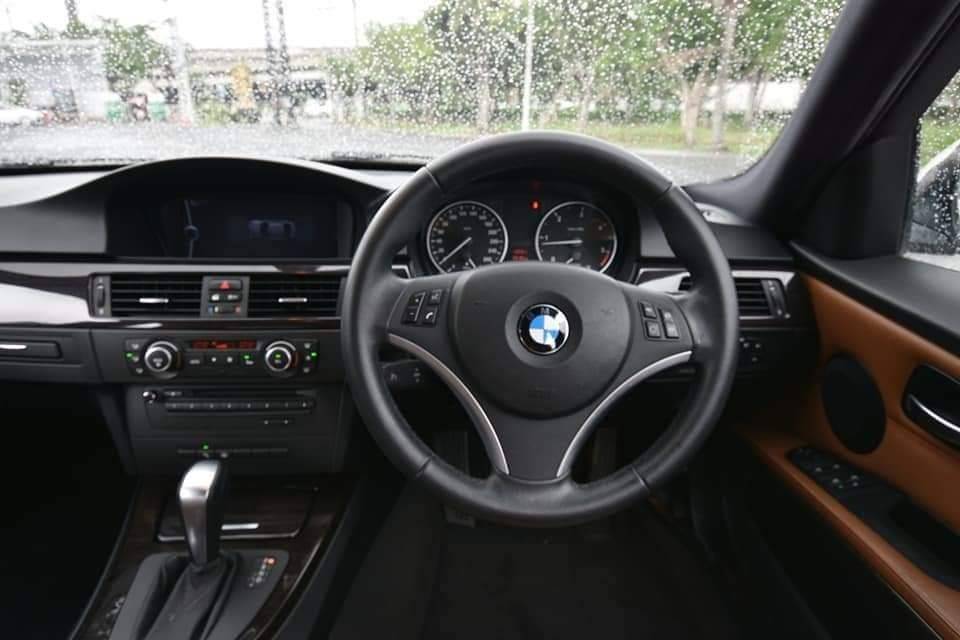 BMW 320D SE LCI Fulloption ปี 2012