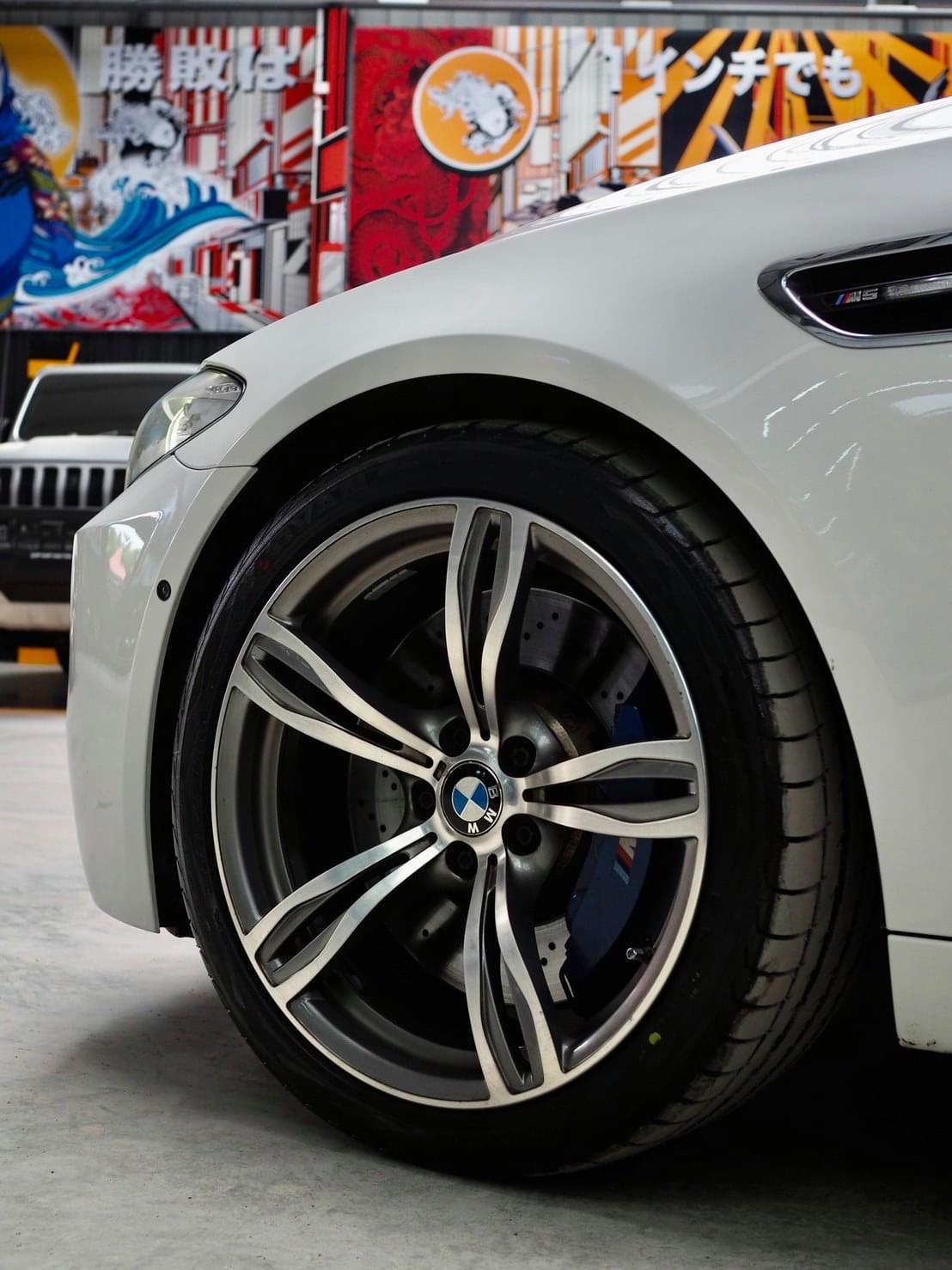 BMW M5 F10 ปี 2012