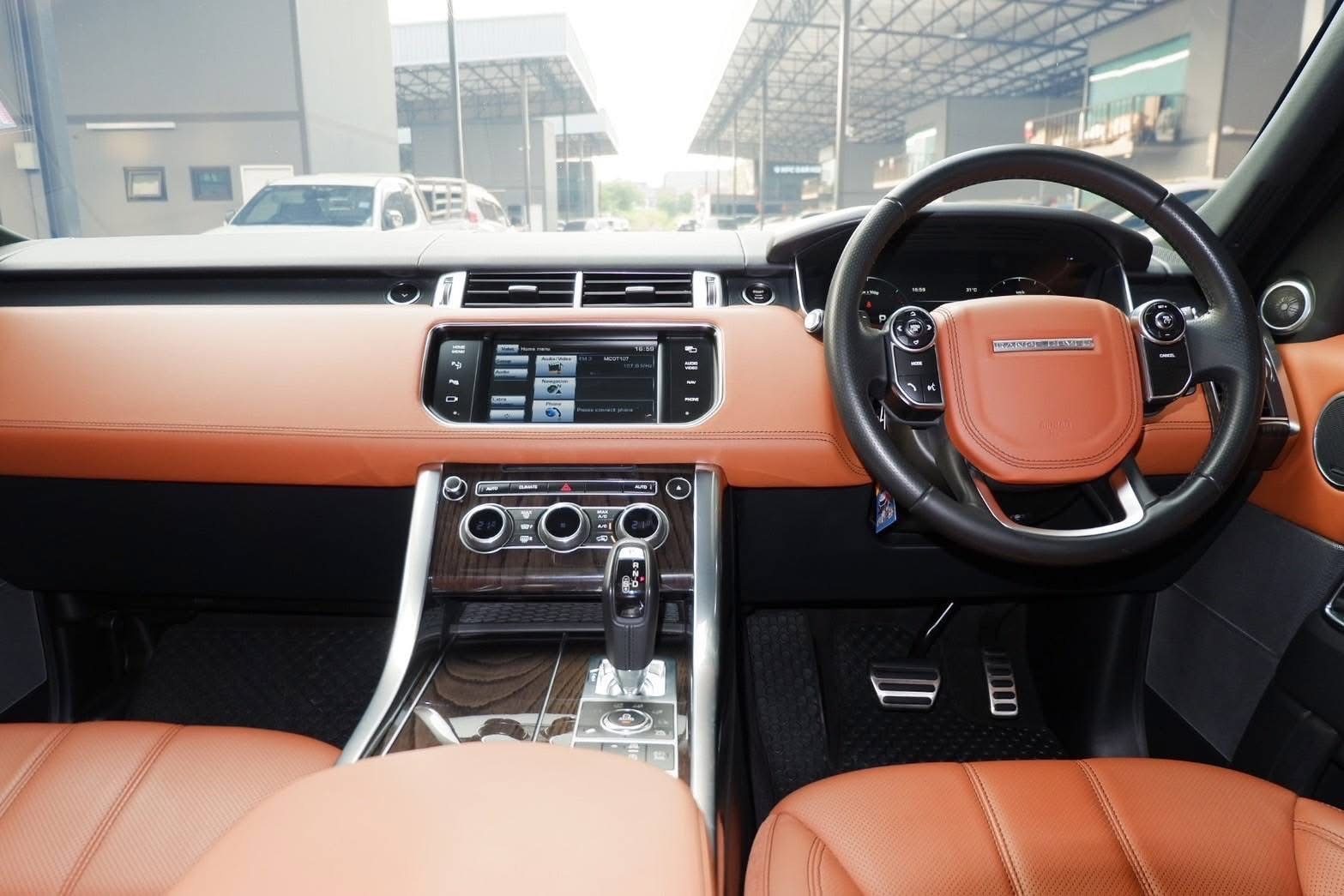 RANGEROVER SPORT 3.0 SDV6 HSE ปี 2014