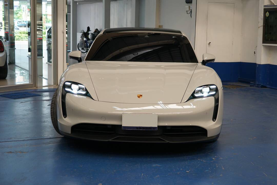 Porsche Taycan 4S ปี 2023