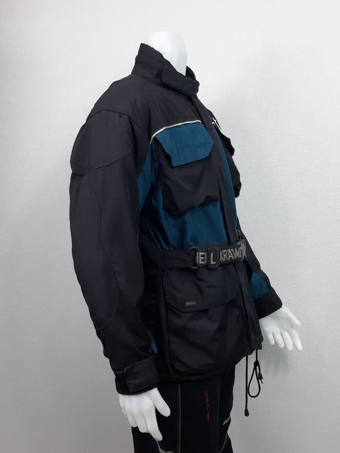 เสื้อขี่มอเตอร์ไซด์( มือสอง) RCT 641 อก 48" ยาว 28" ยี่ห้อ **KRAWEHL**