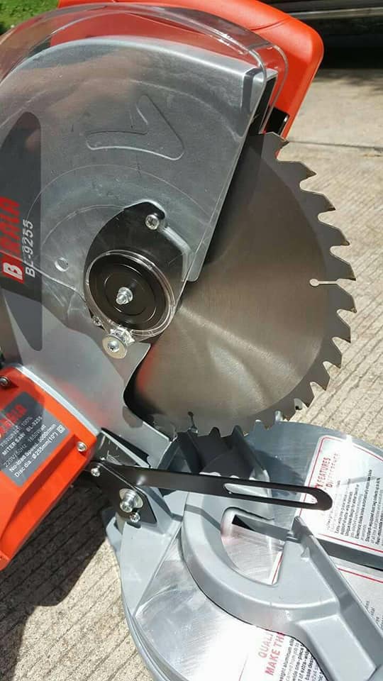 แท่นตัดองศา ยี่ห้อ BERALA รุ่น BL-9255 ขนาด 10 นิ้ว