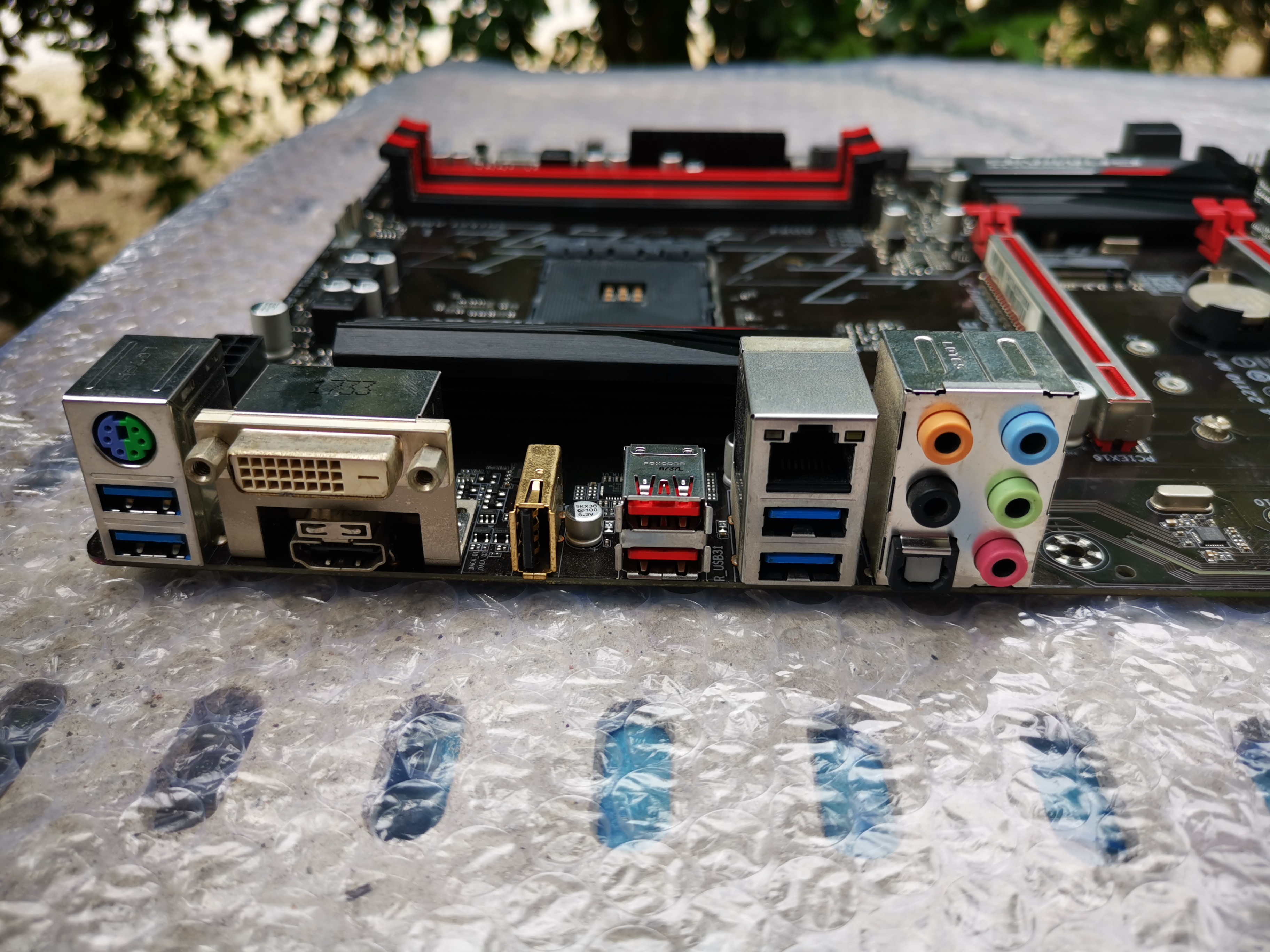 GIGABYTE GA-AB350-GAMING 3