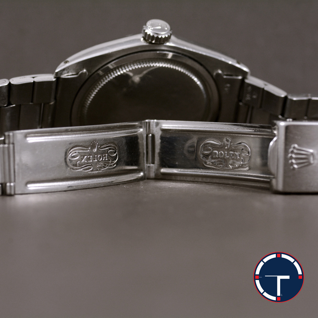 Rolex Ref.6426 หน้าปัดสีเงิน สายOysterแท้ ตัวเรือนไม่เคยขัด มีใบ ปี1973 ไขลาน ขนาด 34 mm