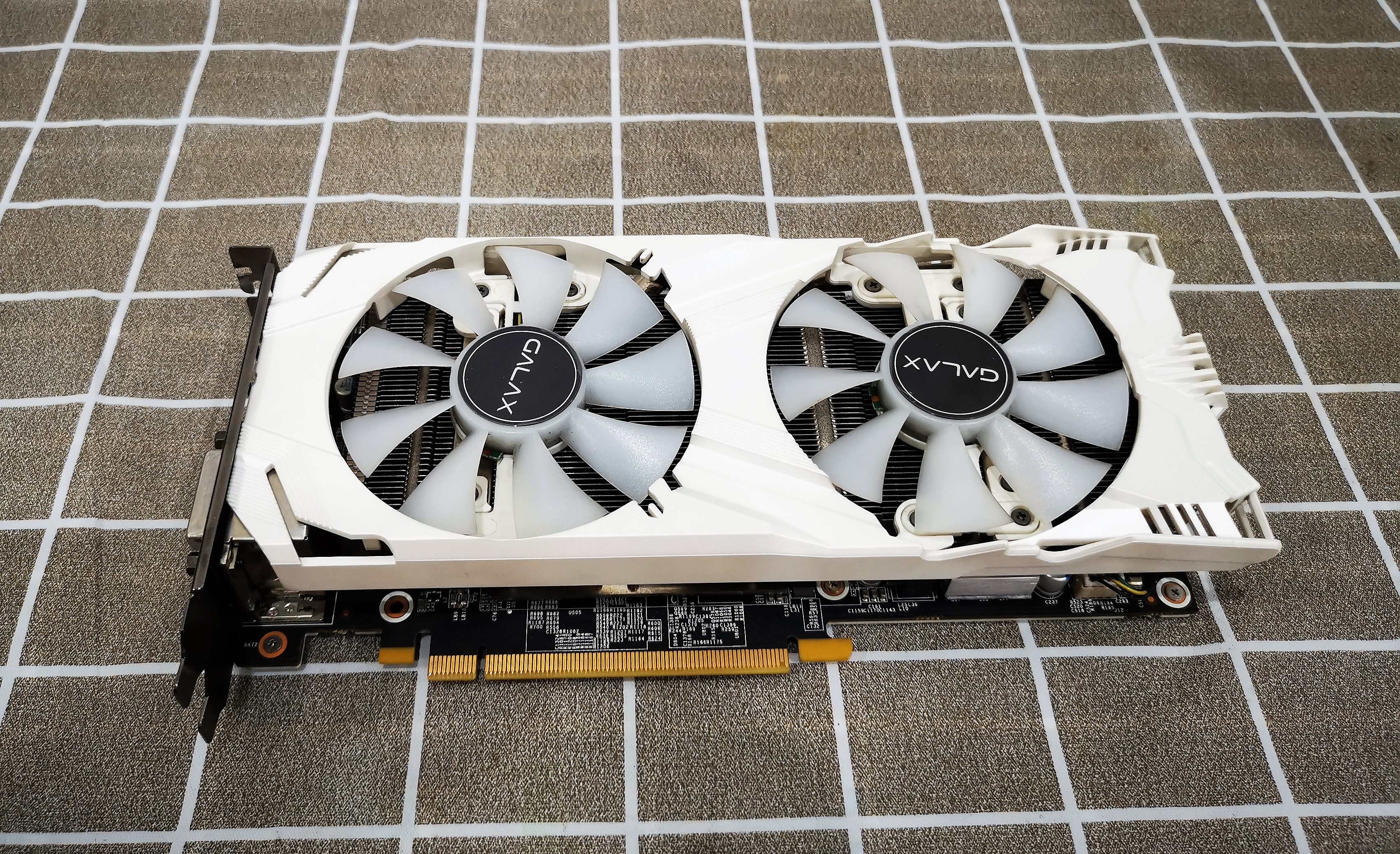 Galax GTX1060 6GB EX OC White 192Bit