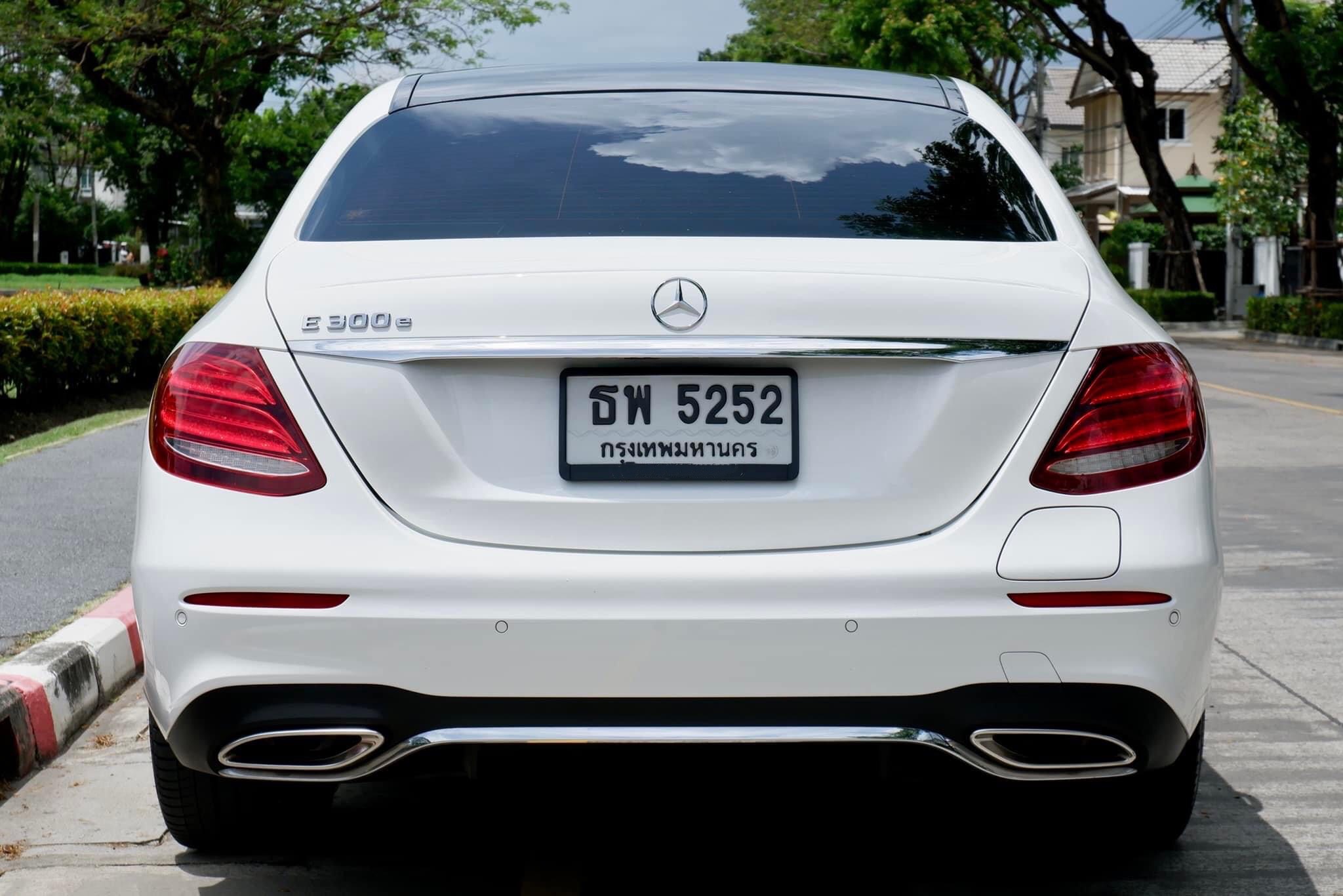 Mercedes Benz E300e AMG Dynamic ปี 2020