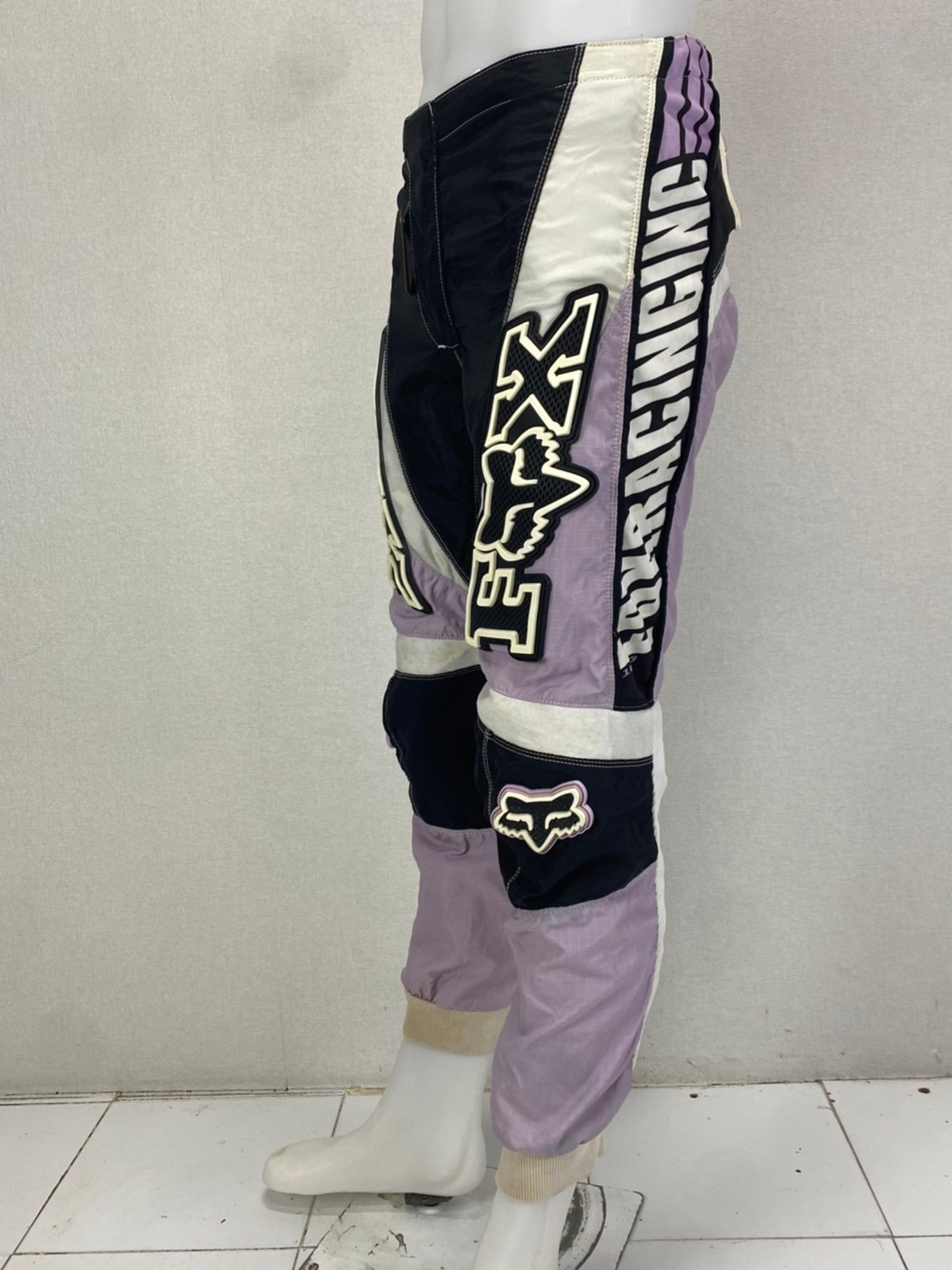 กางเกงขี่มอเตอร์ไซด์ ( มือสอง ) E&A 218: เอว 30" ยาว 27" **FOX**