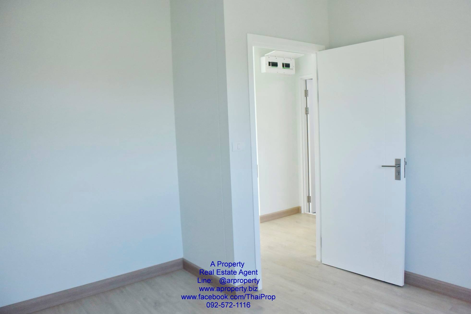 ขาย บ้านแฝดหลังมุม COMO Bianca - Bangna