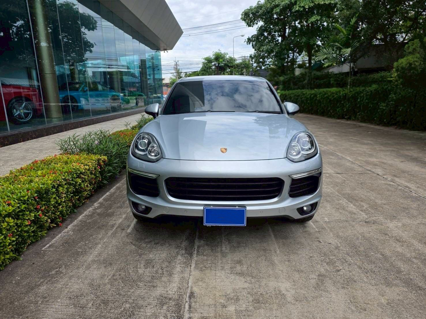 Porsche Cayenne Platinum edition ปี 2017