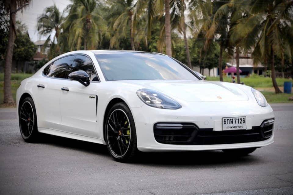 Porsche Panamera 4 e-Hybrid ปี 2018