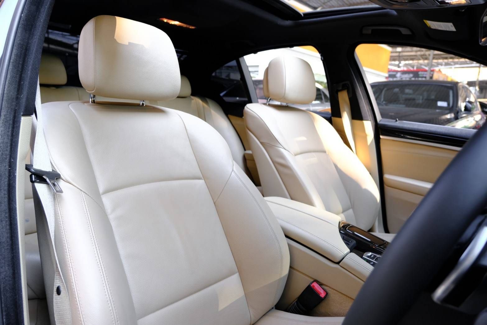 BMW 520d M-Sport Package ปี 2012