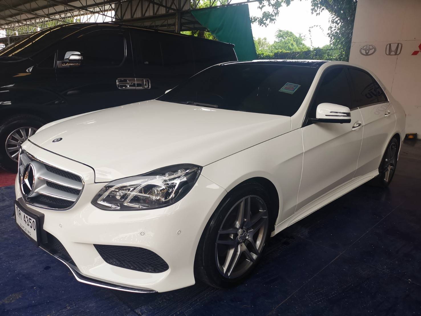 Mercedes-Benz E300 AMG Bluetec Hybrid ปี 2014
