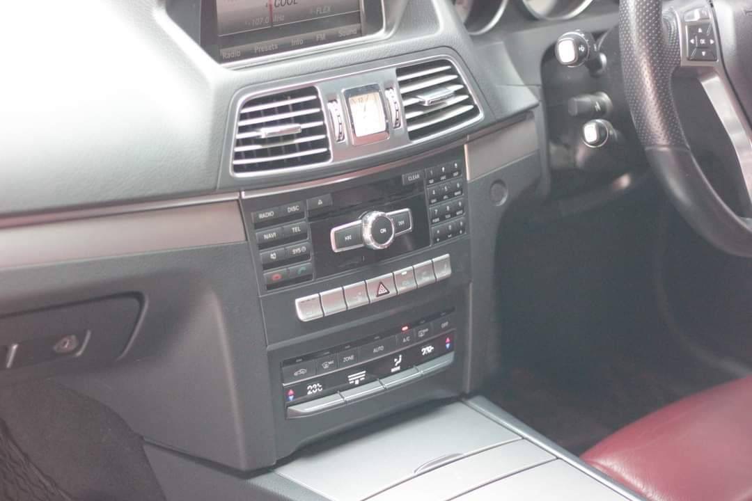 Mercedes-Benz E200 Coupe Facelift AMG ปี 2013