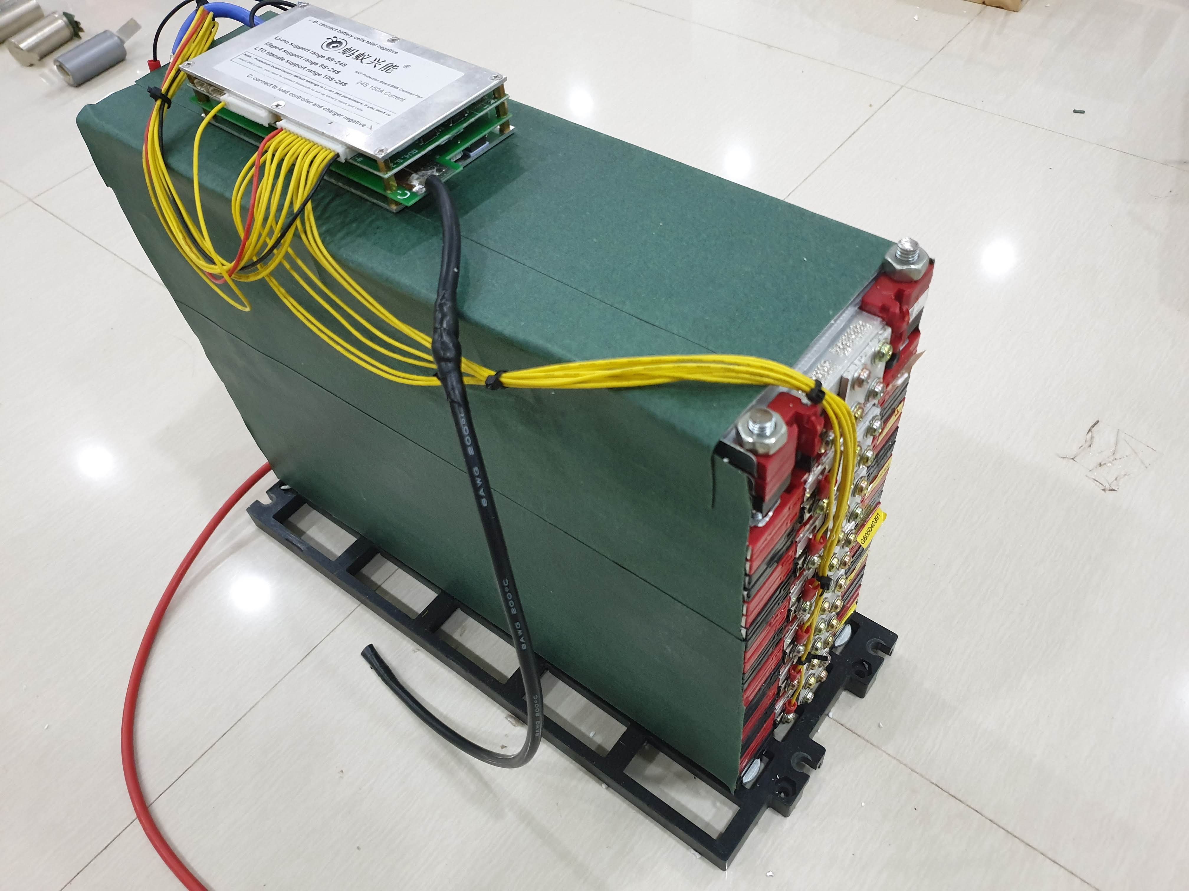 แบตเตอรี่ลิเทียม รถไฟฟ้า โซล่าเซลล์สำเร็จรูป 48v 54Ah