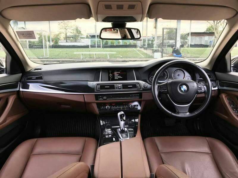 BMW 520d F10 Minorchange LCI ปี2014 สีดำ