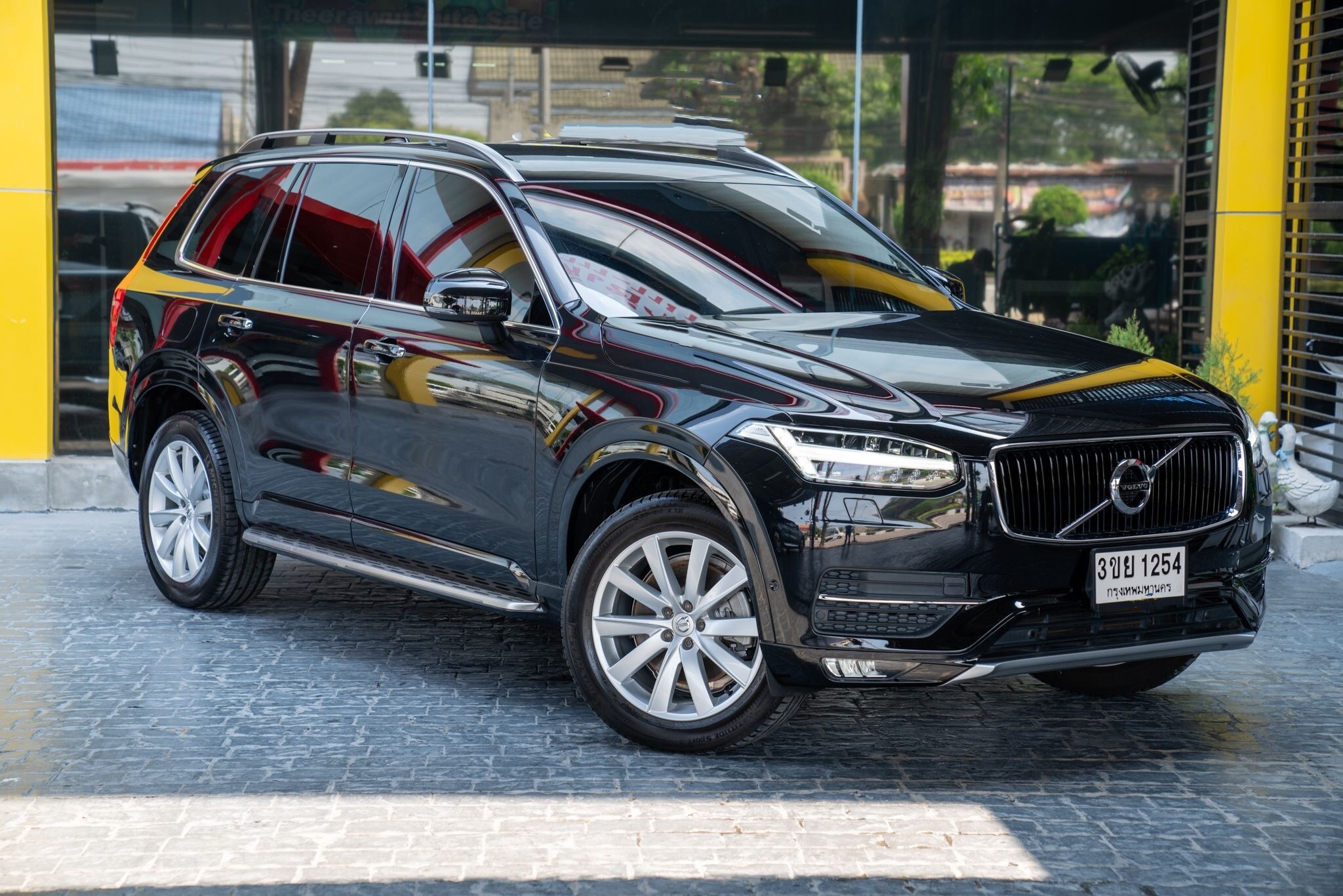 Volvo XC90 D5 ปี 2017