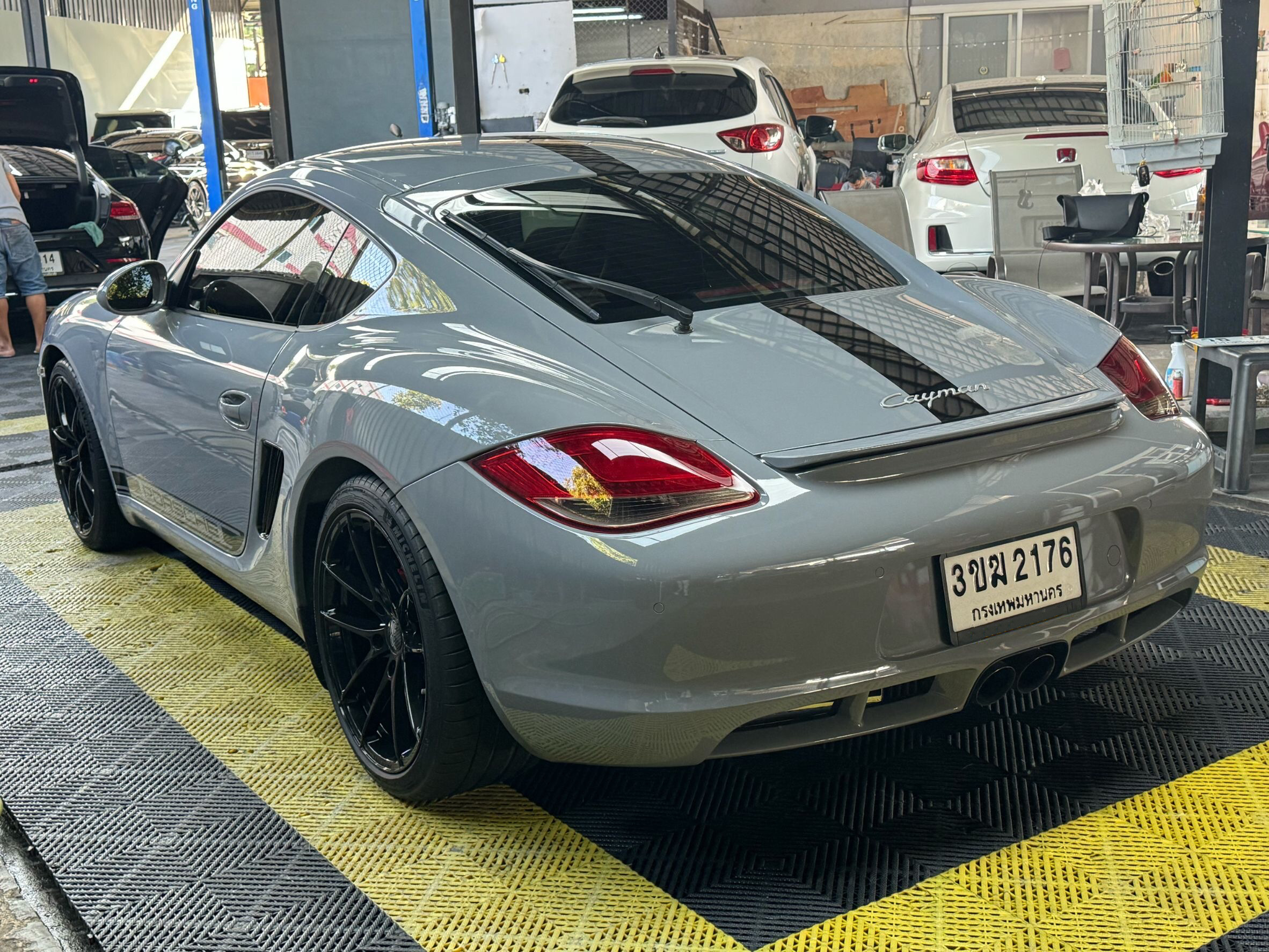 Porsche Cayman 987 ปี 2011