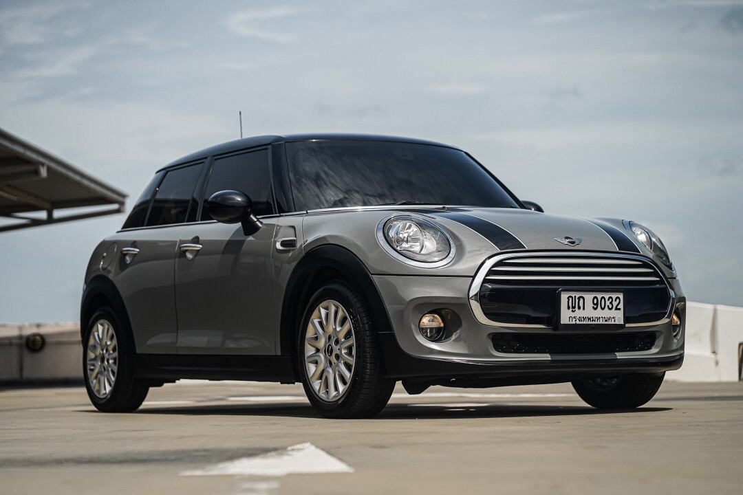 Mini Cooper S 1.5 5dr F55 ปี 2014