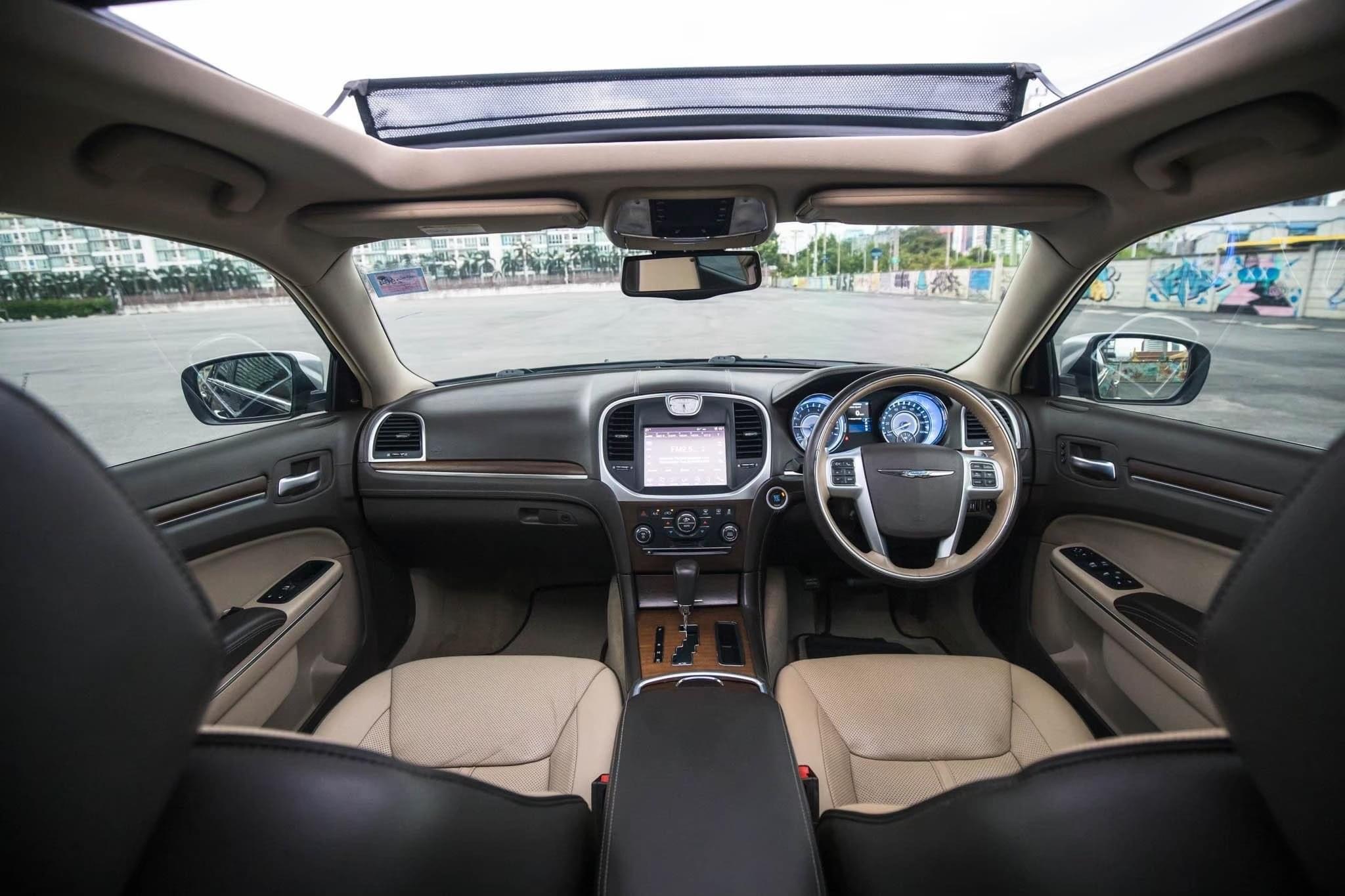 Chrysler 300C Diesel CRD ปี 2013
