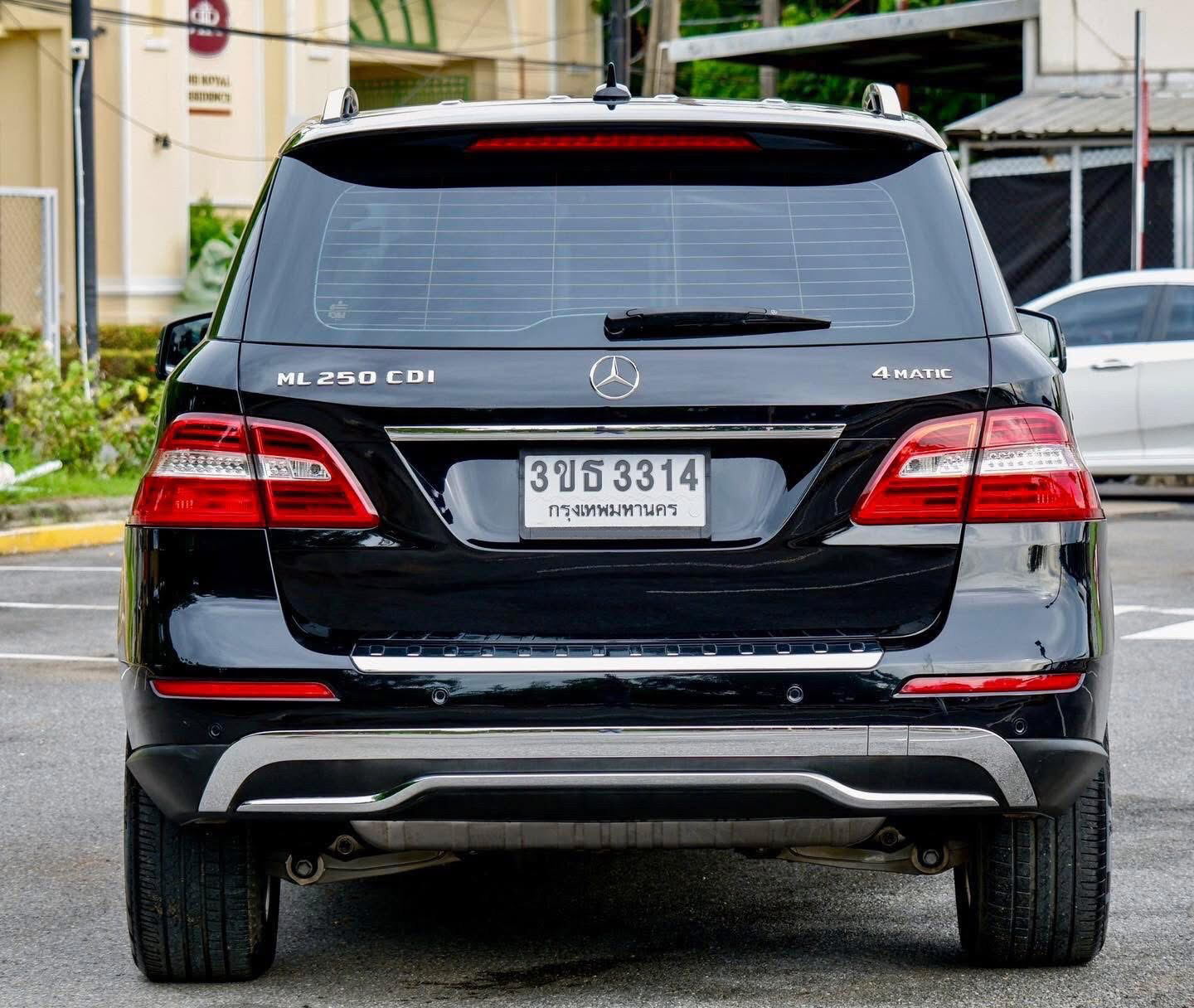 Benz ML250d Bluetec Executive 4Matic ปี 2014