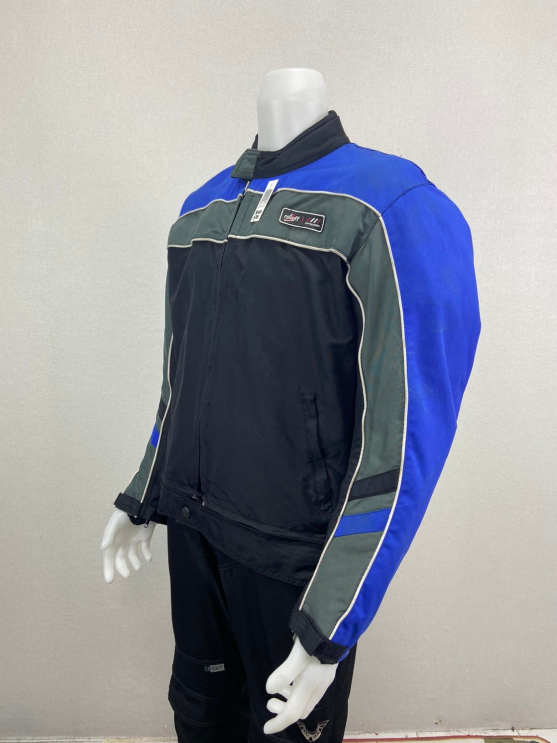 เสื้อขี่มอเตอร์ไซด์( มือสอง) RCS 721: อก 50" ยาว 26" ** roleff**