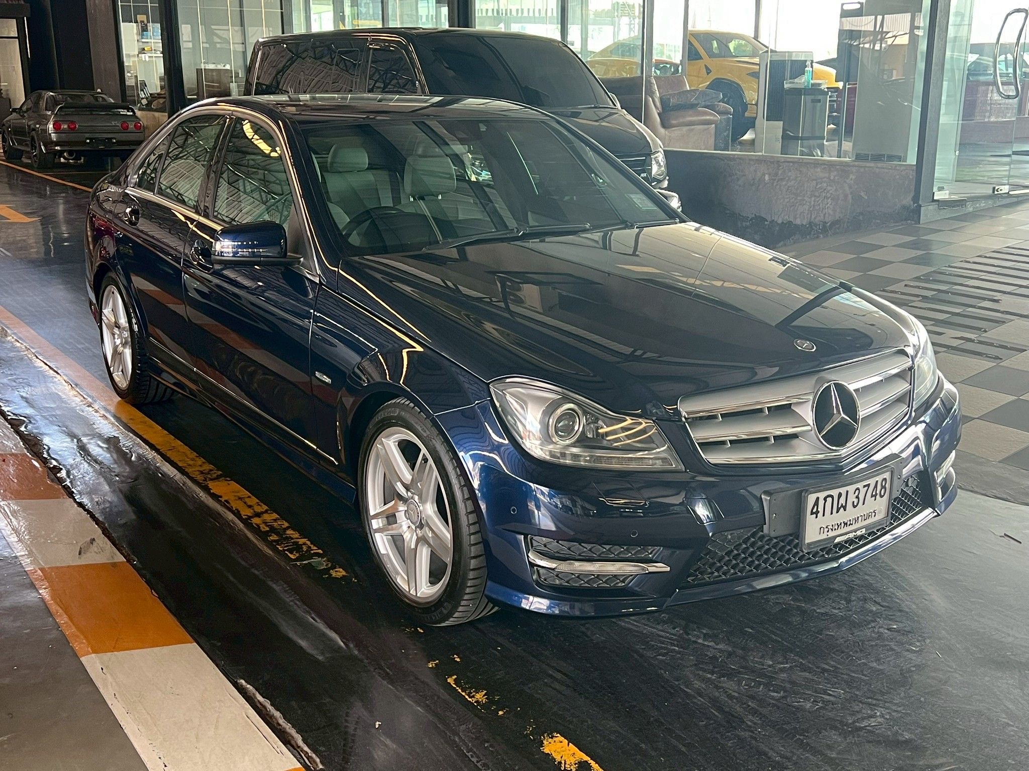 Mercedes-Benz (W204) C180 AMG Package CGI 1.8 Turbo ปี 2012