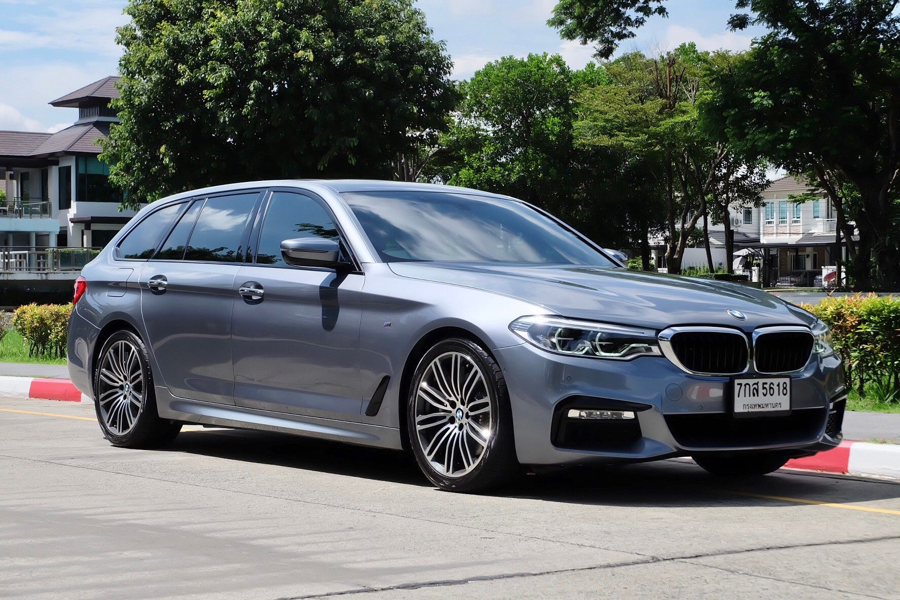 Bmw G31 530i Touring M Sport ปี 2018