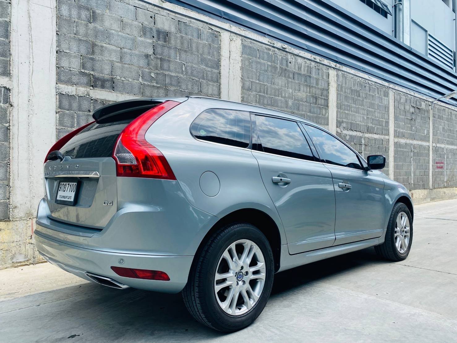 VOLVO XC60, 2.0 ปี 2015