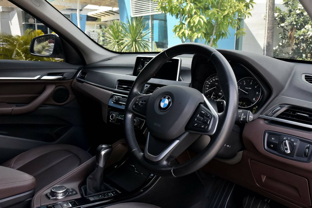 Bmw X1 sDrive18d ปี 2017