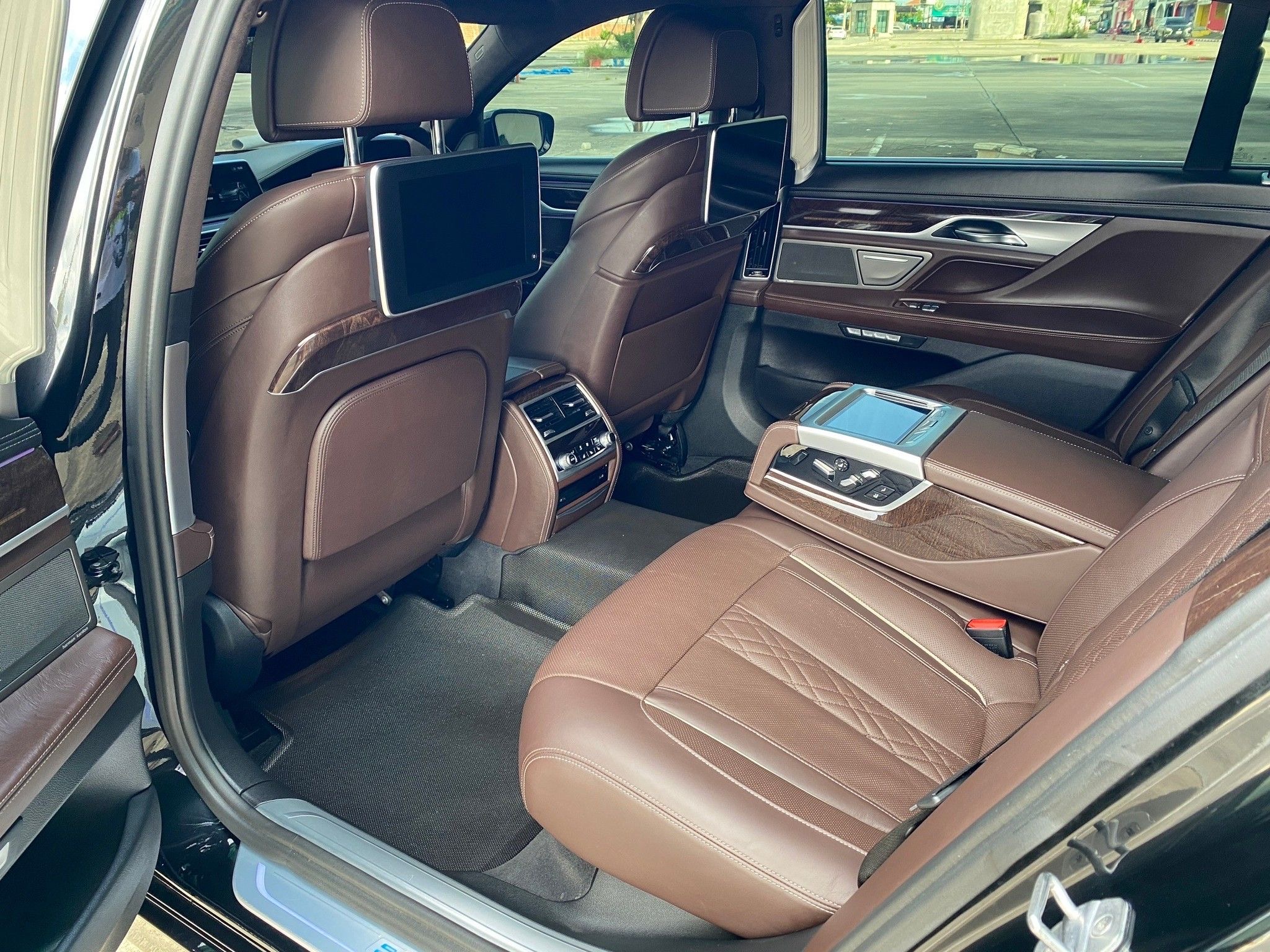 BMW 740Le xDrive Pure Excellence ปี 2017