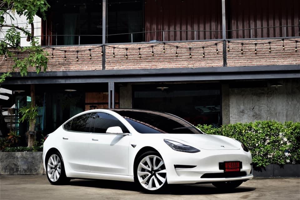 Tesla Model 3 Long Range ปี 2021