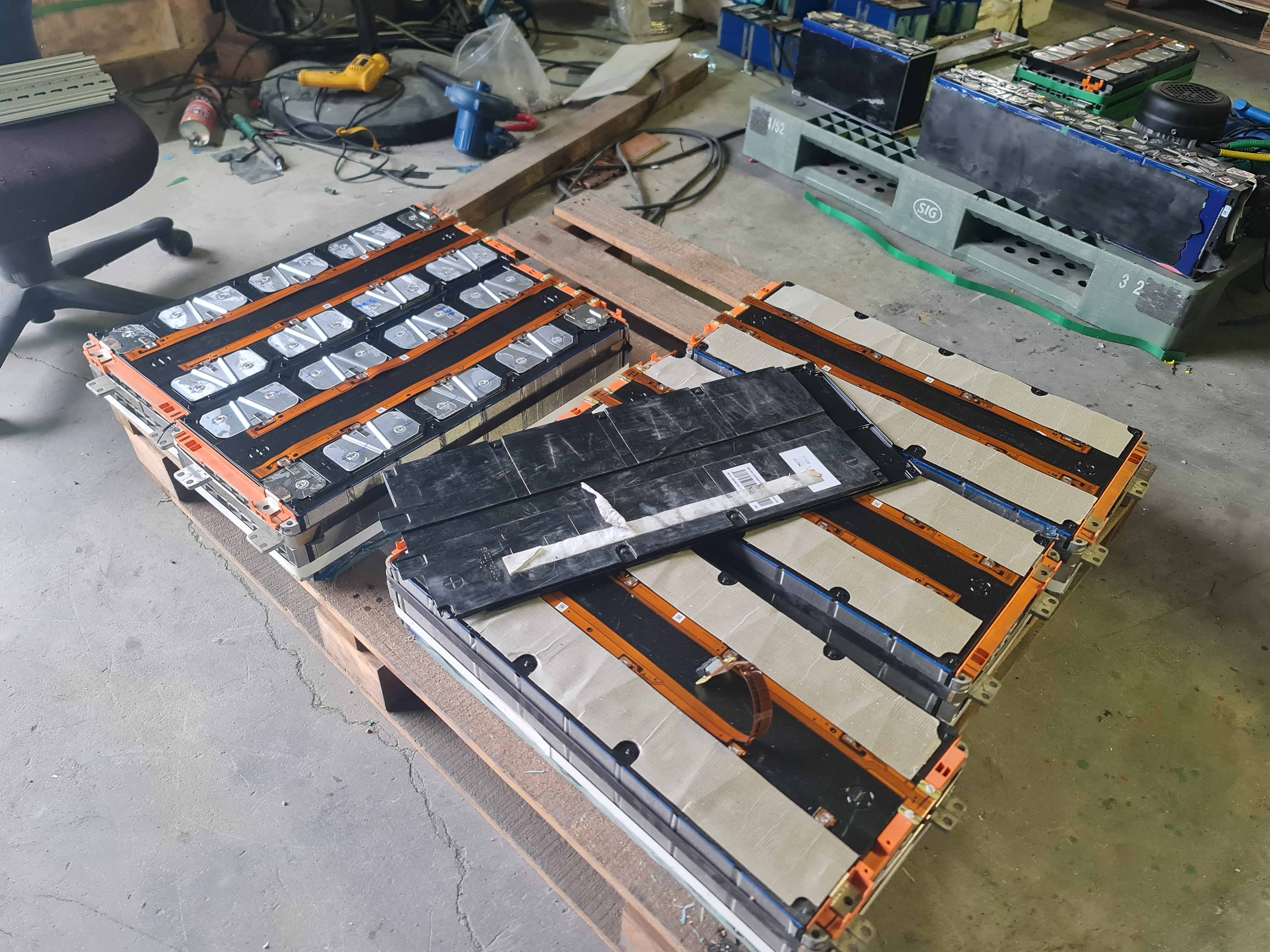CATL NMC 288Ah สำหรับรถยกไฟฟ้า โฟล์คลิฟท์ไฟฟ้า ประกอบทำ 24v 48v