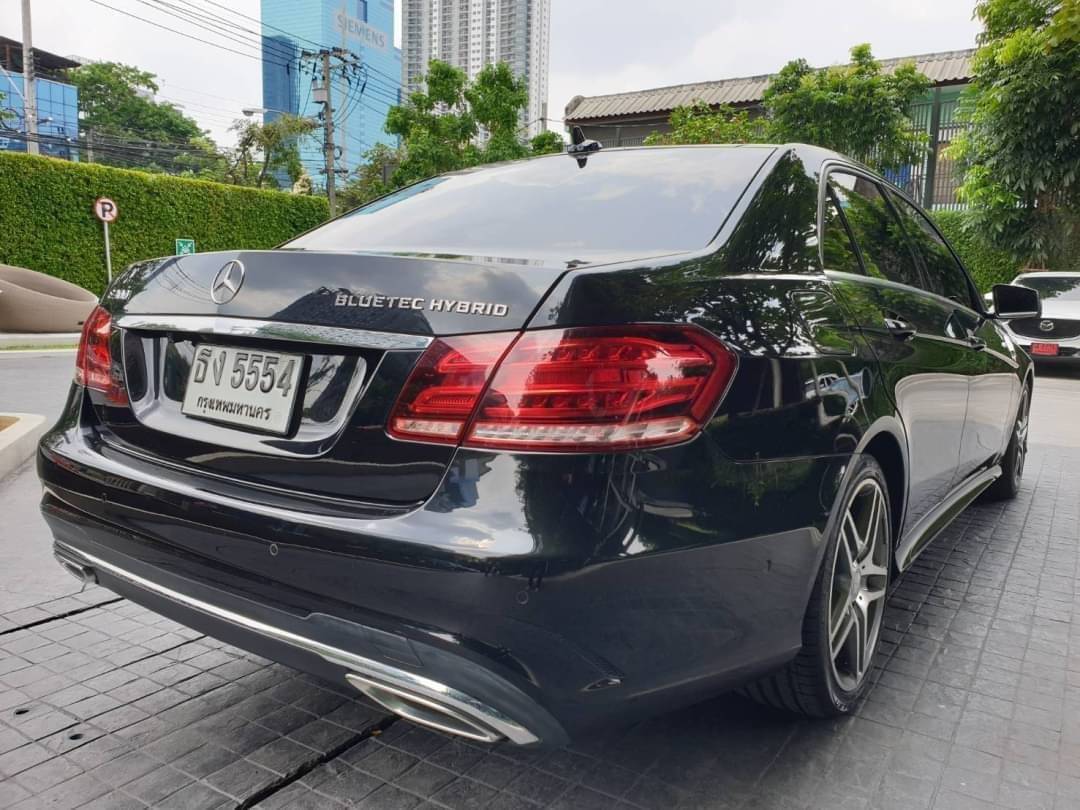 Mercedes E300 blutec Amg ปี 2013