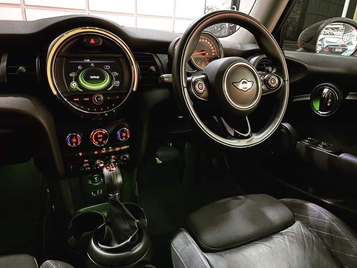 Mini Cooper D RHD 1.5 V3 Turbo F56 ปี 2016